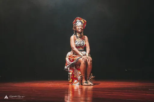 Cena de Ondas de Emoção, Companhia de Teatro Pitabel, Luanda, Angola