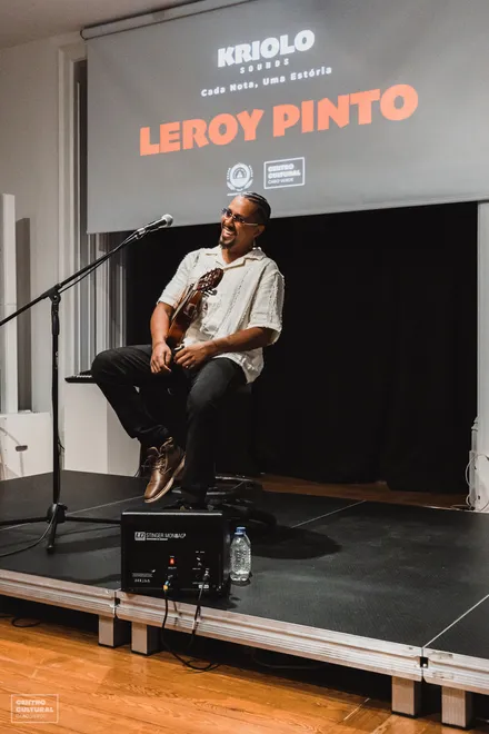Retrato de Leroy Pinto